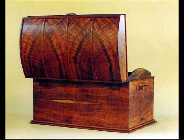Custom Made Hand Crafted Hardwood Beds Dressers And Cabinets